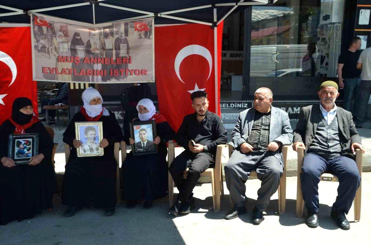 Bursa'da bir parkta çıkan yangın, kısa sürede müdahale edilerek söndürüldü.