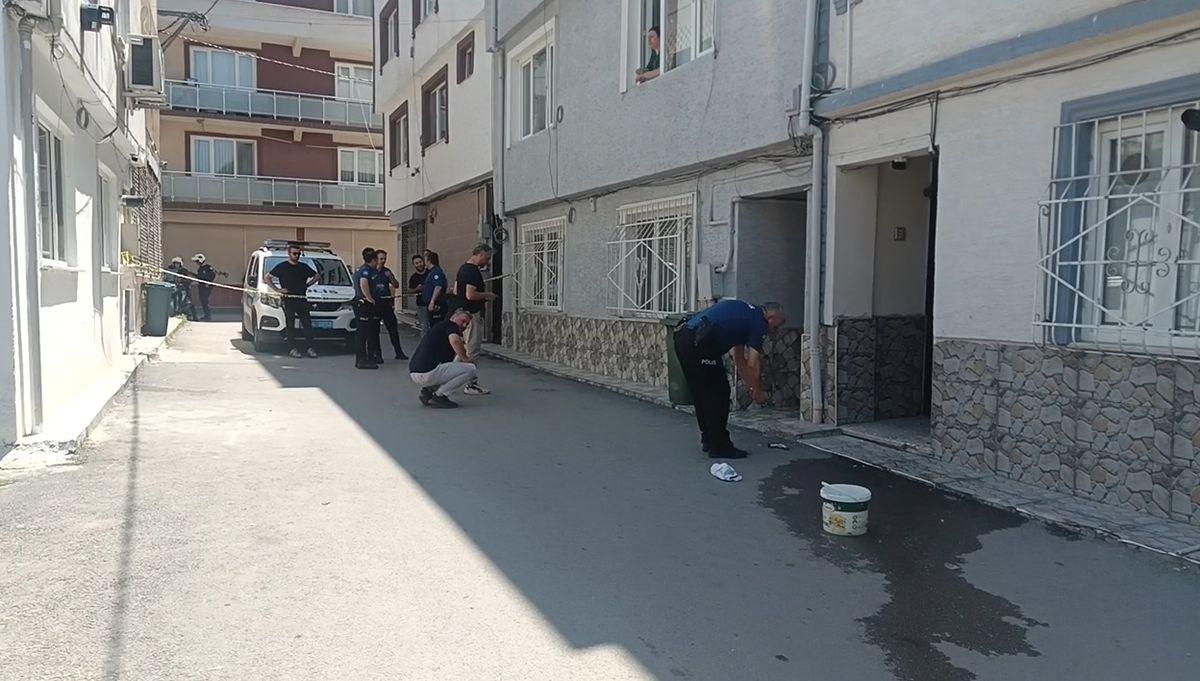 Bursa'da gerçekleşen silahlı kavgada bir kişi ağır yaralanmış olup, olayla