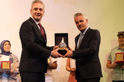 Bursa'da Tiyatro Projesiyle Gençler Sanatla Buluştu