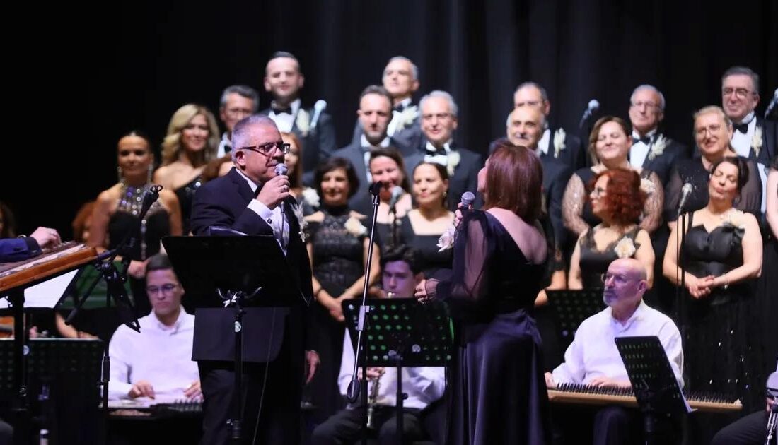 Bursa'da Türk Sanat Müziği konseri ile kültürel deneyiminizi zenginleştirin. Zarif