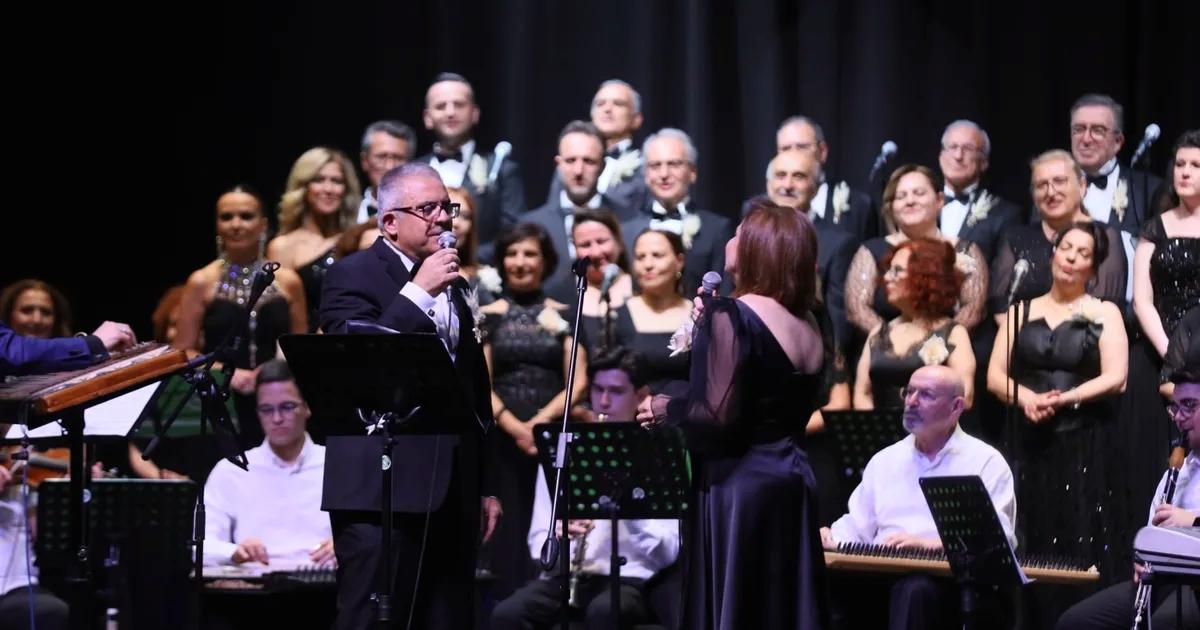 Bursa'da Türk Sanat Müziği konseri ile kültürel deneyiminizi zenginleştirin. Zarif