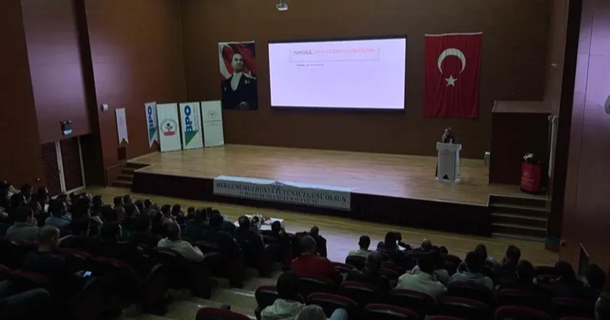 Bursa'da düzenlenen Tütünsüz Gün etkinliği, sağlıklı yaşam ve farkındalık için