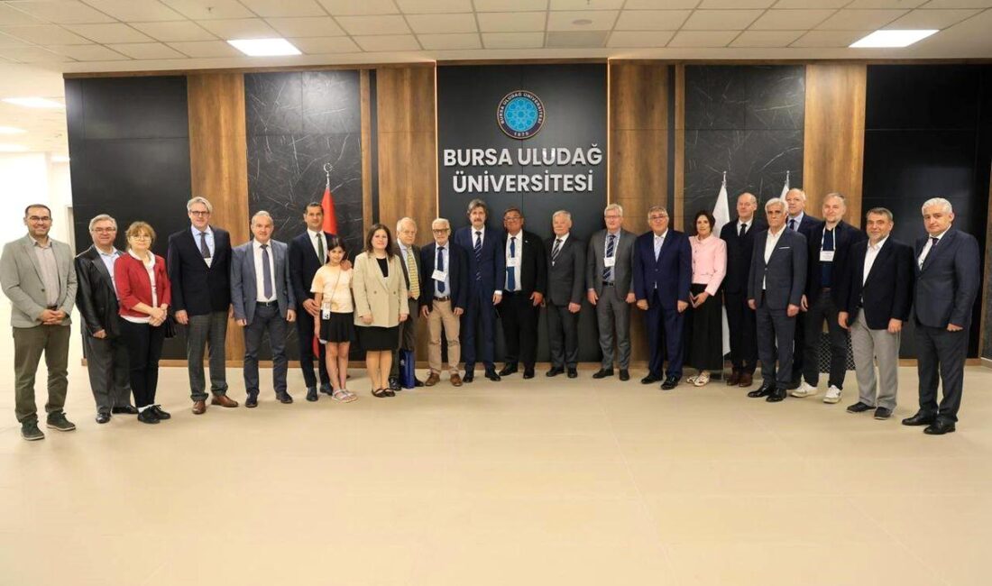 Bursa'da Uludağ Üniversitesi ile gerçekleştirilen iş birliği toplantısı, ortak projeler