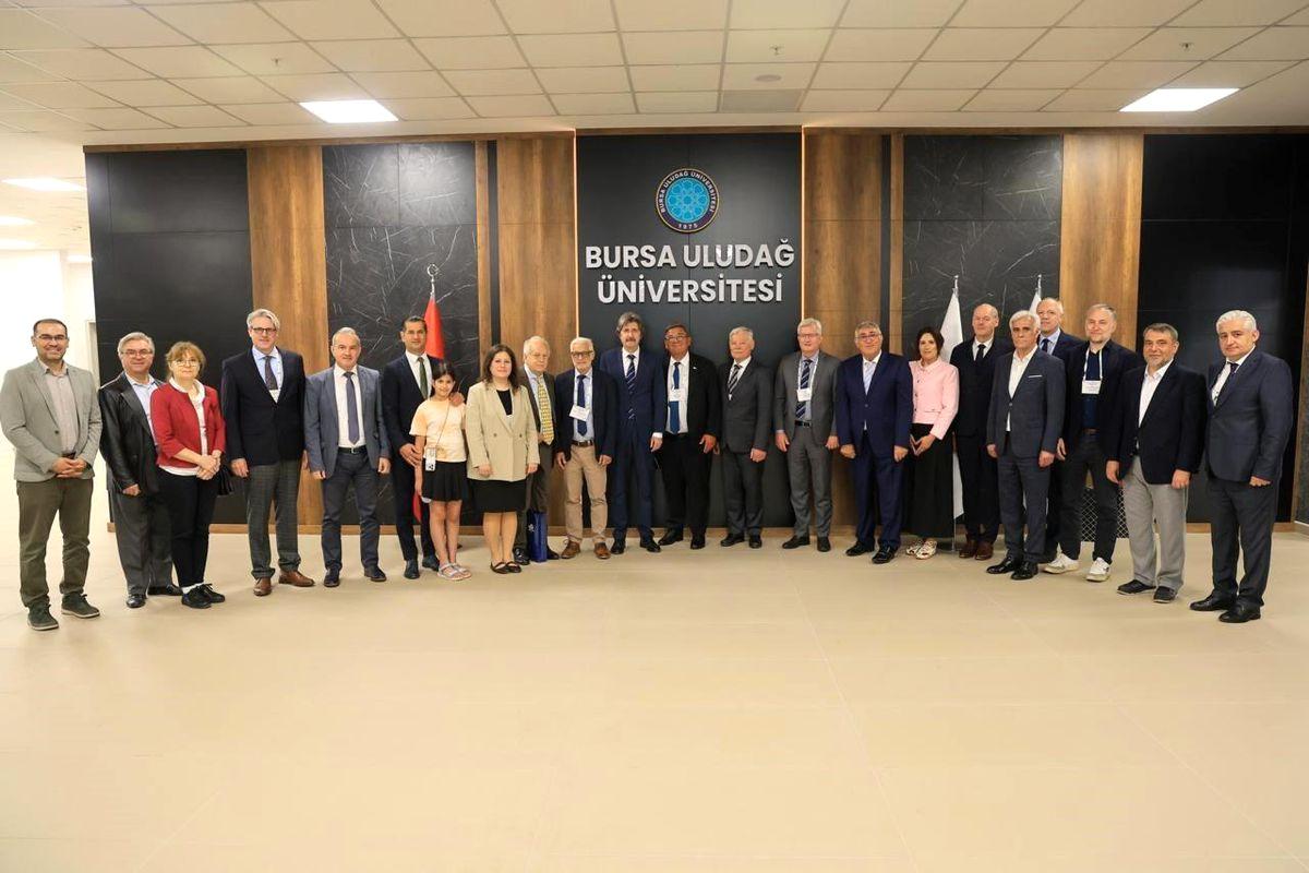 Bursa'da Uludağ Üniversitesi ile gerçekleştirilen iş birliği toplantısı, ortak projeler