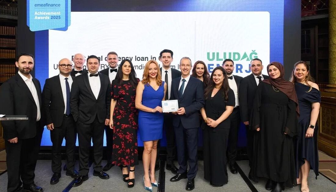 Bursa'da uluslararası finans başarısının anahtarını keşfedin. Ekonomik gelişmede öne çıkan