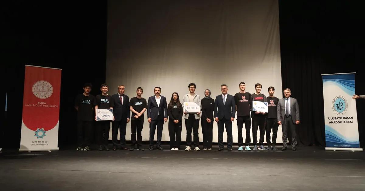 Bursa'da düzenlenen Veri Olimpiyatı ödül töreni hakkında detaylar, başarılar ve