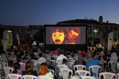 Bursa'da Yazlık Sinema Heyecanı Başladı