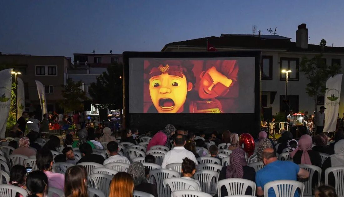 Bursa'da yazlık sinema etkinlikleri başladı. Kaliteli film deneyimi için şehrin