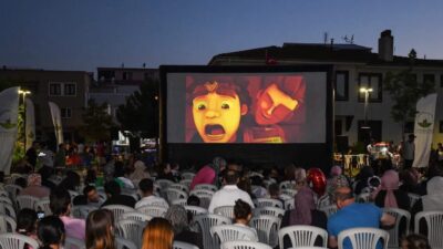Bursa'da yazlık sinema etkinlikleri başladı. Kaliteli film deneyimi için şehrin