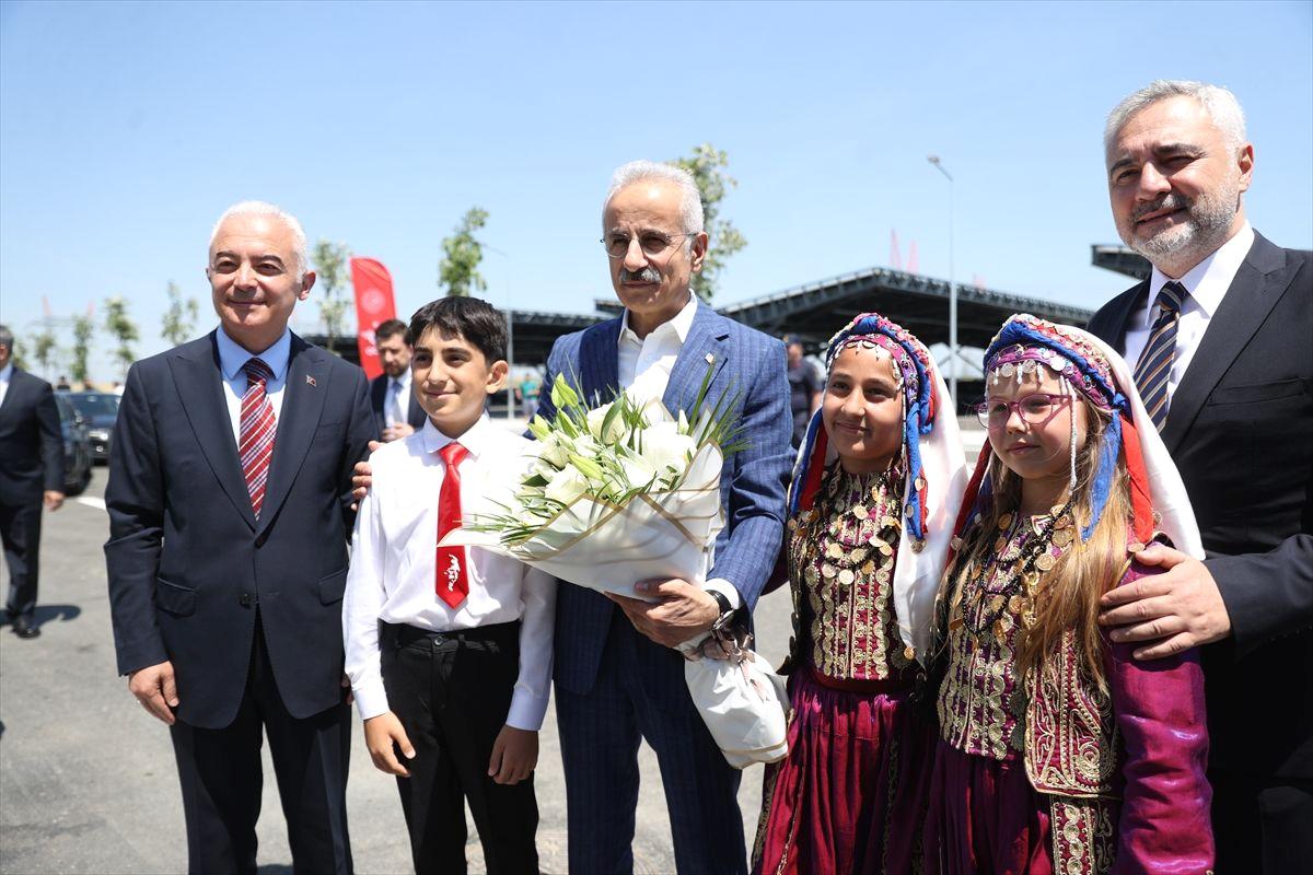 Bursa'da yeni hızlı tren hattı hizmete girdi, ulaşımı kolaylaştırdı ve
