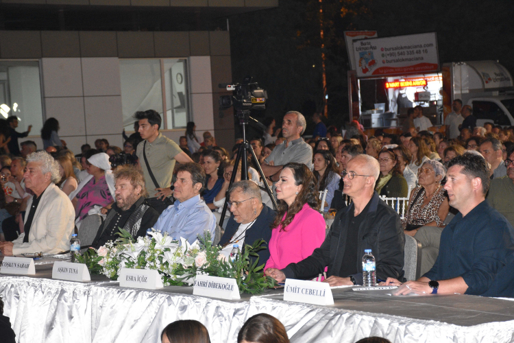 Bursa'daki Öğrenci Müzik Yarışması Sonuçları