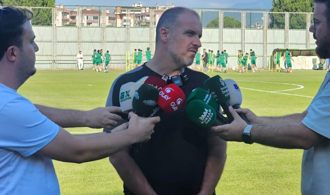 Bursaspor, 2026-2027 sezonu hazırlıklarına başladı. Kulüp, yeni sezonda hedeflerine ulaşmak