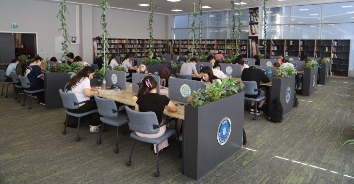Ücretsiz hazırlık kursları, tercih danışmanlığı, gençlik merkezleri ve öğrencilerin eğitim