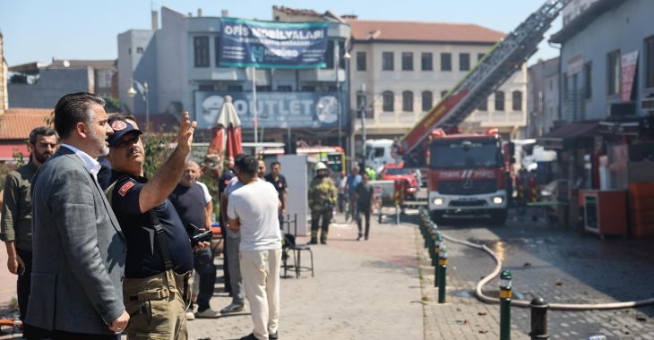 Bursa Büyükşehir Belediyesi İtfaiye Dairesi Başkanlığı ekipleri, sabah saatlerinde vatandaştan