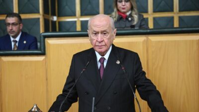CHP'li belediyelerdeki çatışmalar artarken parti merkezinde heyecanlı gelişmeler yaşanıyor. Gelişmeleri