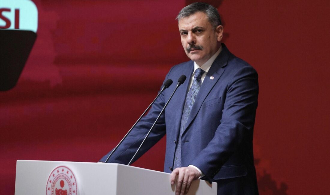 Çorum’da gerçekleştirilen Fahri Hemşehrilik Töreni yoğun katılım ve güzel anılarla