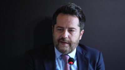 Erden Timur tutukluluğundan tahliye edildi. Detaylar ve gelişmeler için haberimizi