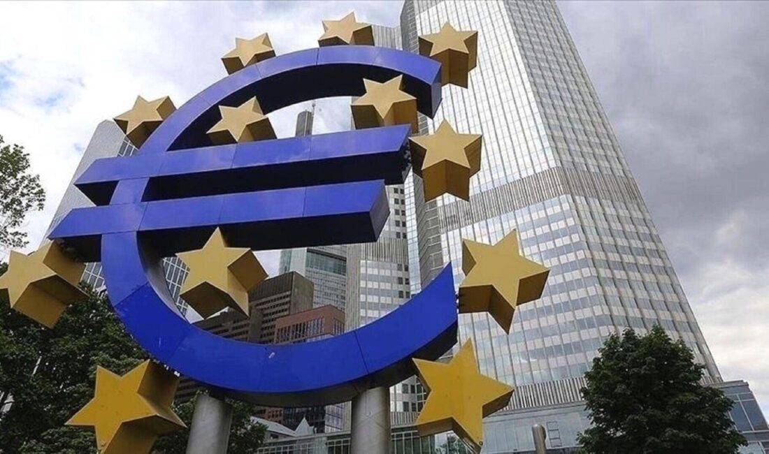 Euro bölgesi ekonomisi, ilk çeyrekte yüzde 0.2 gerileyerek, ekonomik gelişmeler