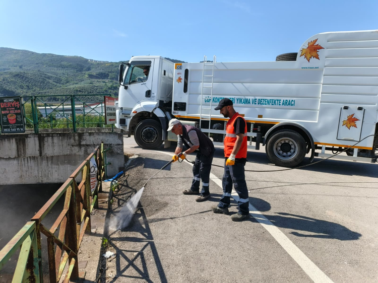 Gemlik'te Kurban Sonrası Temizlik Seferberliği
