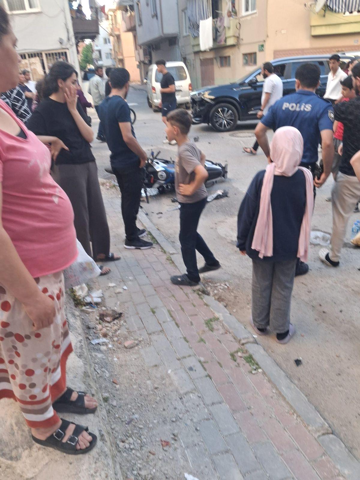 Gemlik'te meydana gelen trafik kazasında bir motosiklet yaralandı. Olayla ilgili