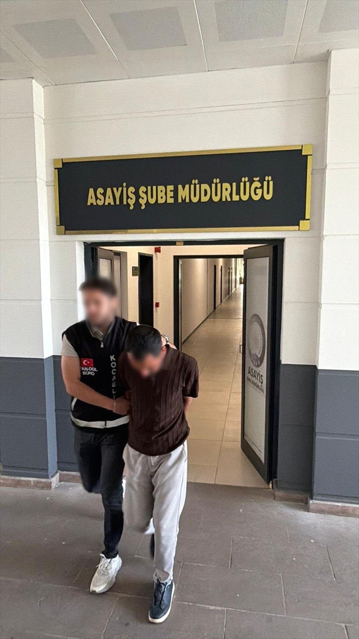 Gölcük'te polis tarafından gerçekleştirilen operasyonda dolandırıcılık suçundan zanlı tutuklandı. Güvenlik