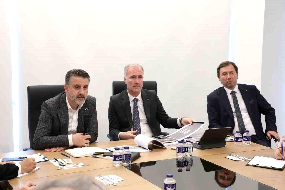 İnegöl'de altyapı çalışmalarında hız kazanılarak, şehrin gelişimi ve yaşam kalitesinin