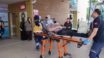 İnegöl'de gerçekleşen kazada kamyon devrildi, sürücü yaralandı. Olayla ilgili detaylar
