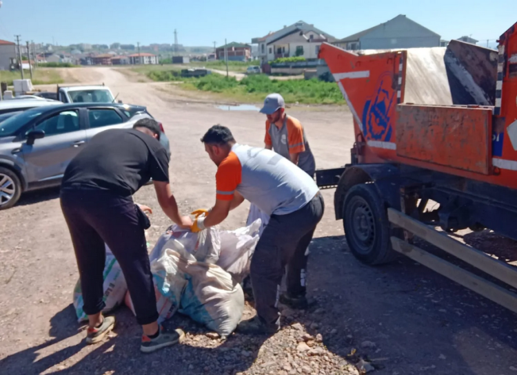 İnegöl'de Kurban ve Çevre Temizliği Çalışmaları
