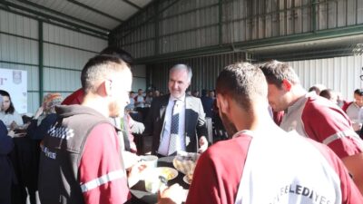 İnegöl'de personellere yönelik bayramlaşma etkinliği, samimi ortamda birlik ve beraberliği