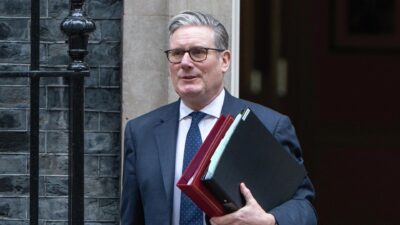 İngiltere Başbakanı Keir Starmer görevinden ayrıldı. Ayrıntılar ve gelişmeler için