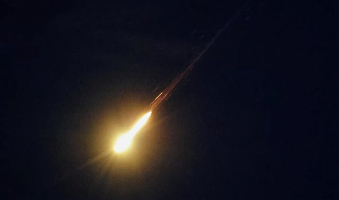 İran'dan İsrail'e yapılan roket saldırısı bölgede şok etkisi yarattı. Detaylar
