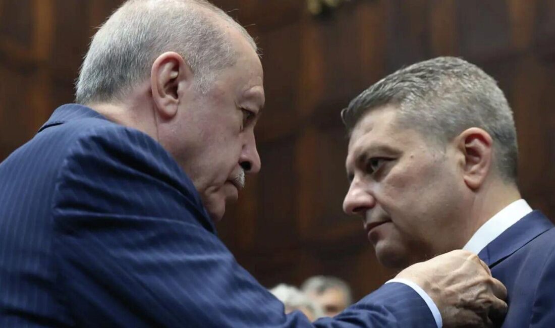 İyi Partili Ersin Beyaz, AK Parti'ye katıldı ve siyasi kariyerinde