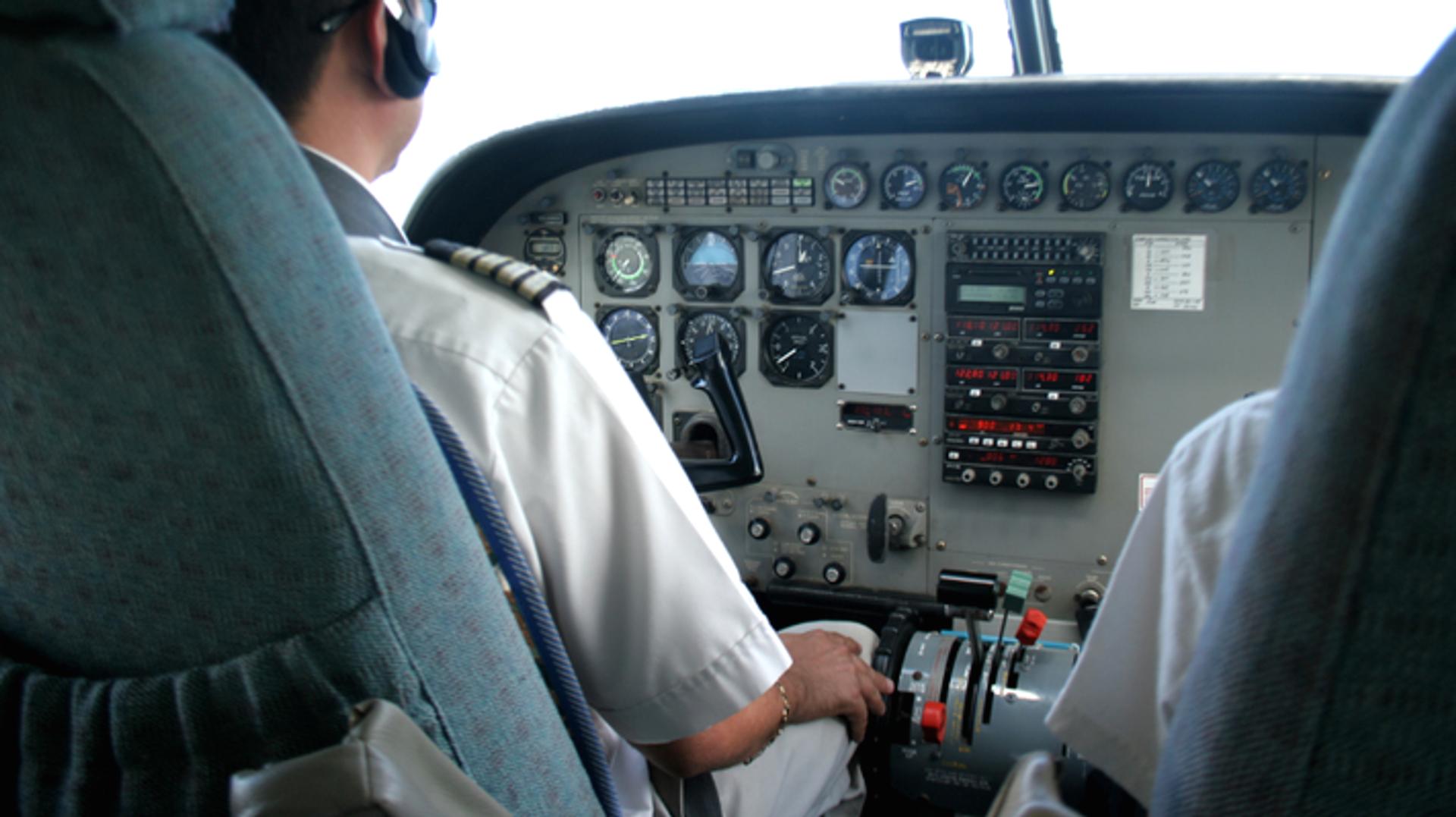 Kanada'da sahte pilot skandalı yüzleri ve güvenliği şaşırtarak havacılık güvenliğini