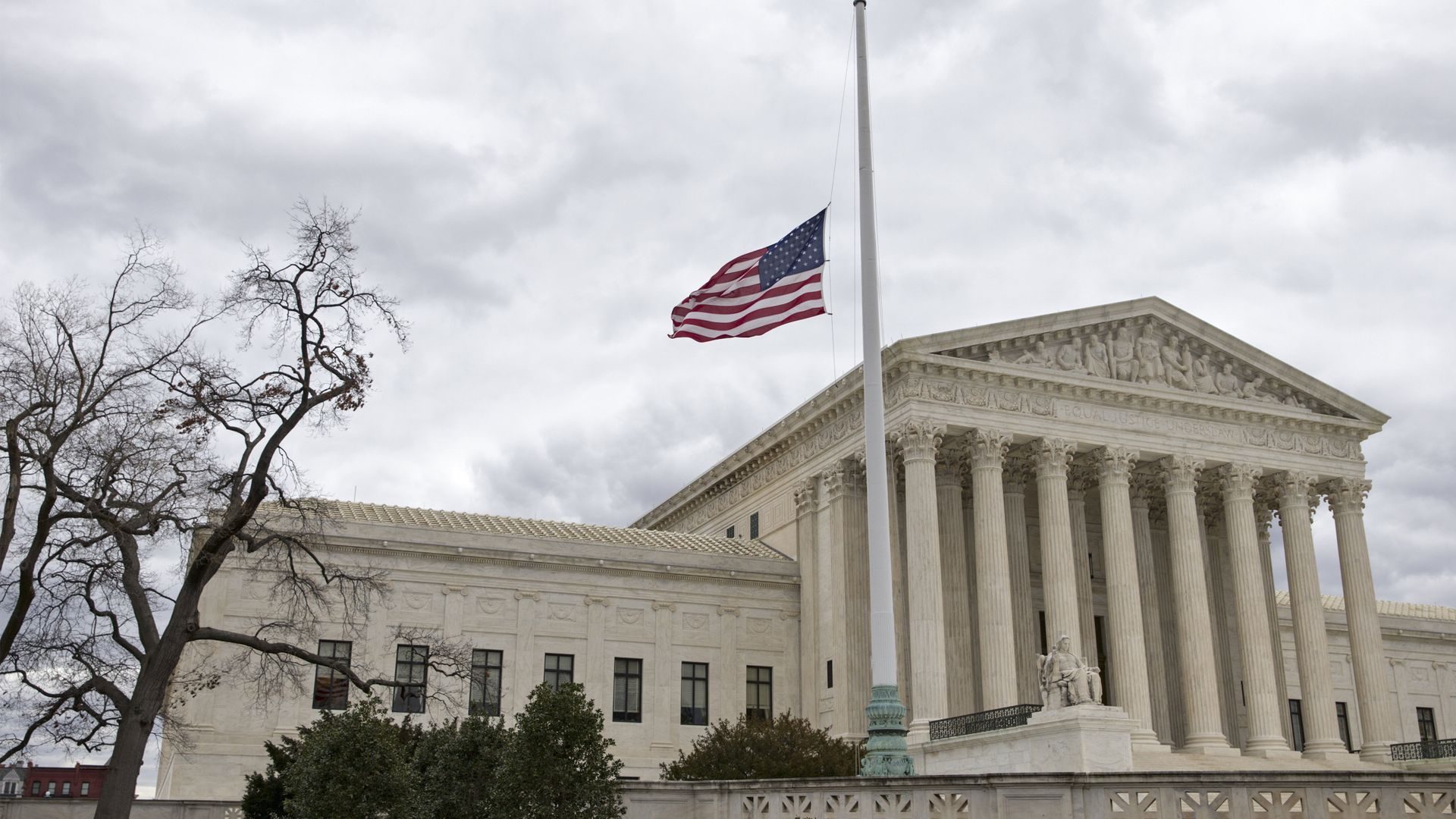 Mahkeme, eyalet yasaklarını anayasa ve federal kanunlara uygun buldu, hukuki