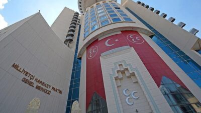 MHP Adana İl Teşkilatı resmen feshedildi ve yeni atamalar yapıldı.