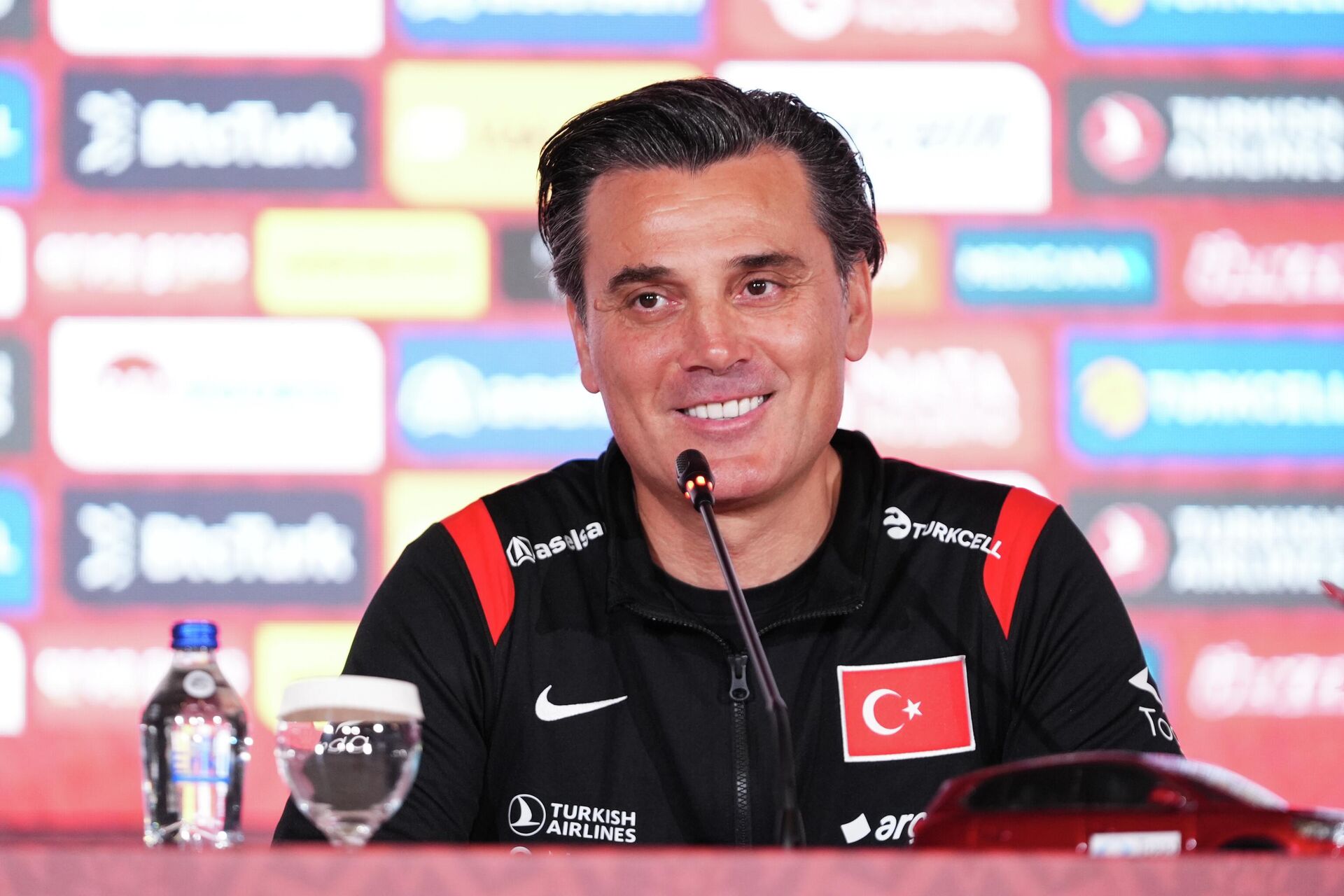 Milli Takımlar Kampında Dünya Kupası Hazırlıkları Sürüyor