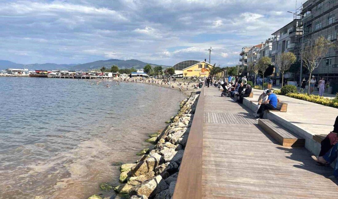 Mudanya sahilinde turuncu kirlilik şoku: ekolojik dengeyi tehdit eden bu