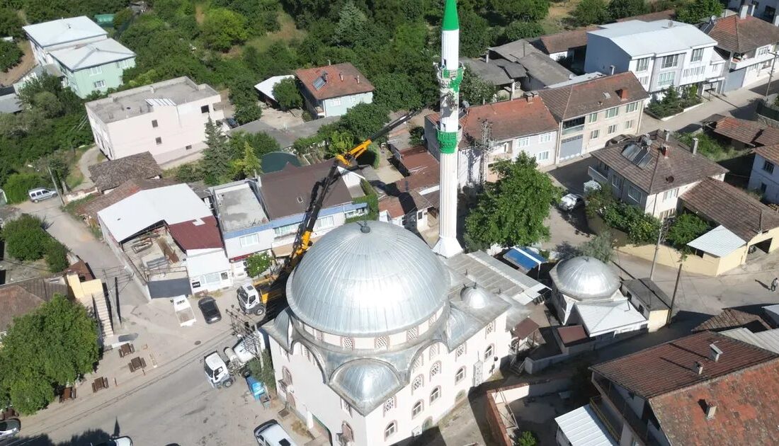 Mudanya'daki tarihi camiye gerçekleştirilen bakım çalışmaları, kültürel mirasın korunmasına katkı