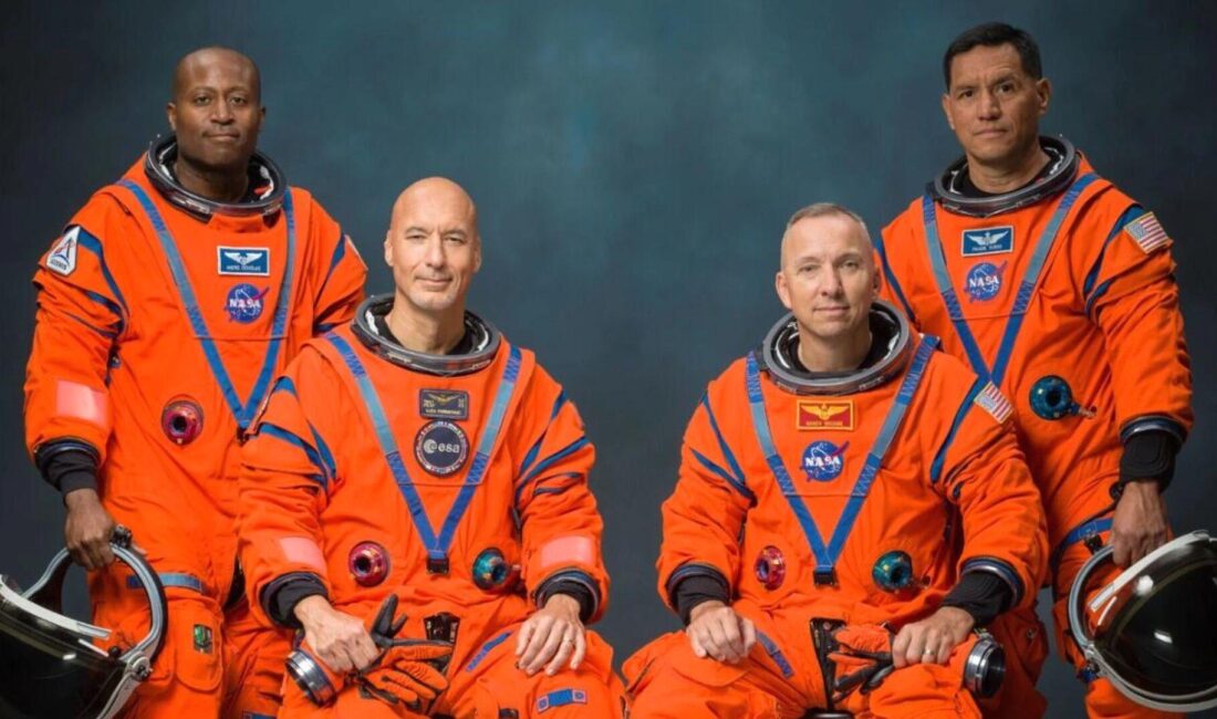 NASA'nın Artemis III görevi için astronot kadrosu açıklandı. Uzay keşiflerinde
