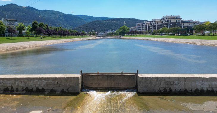 Bursa’nın en önemli su kaynaklarından birisi olan Nilüfer Çayı, Bursa