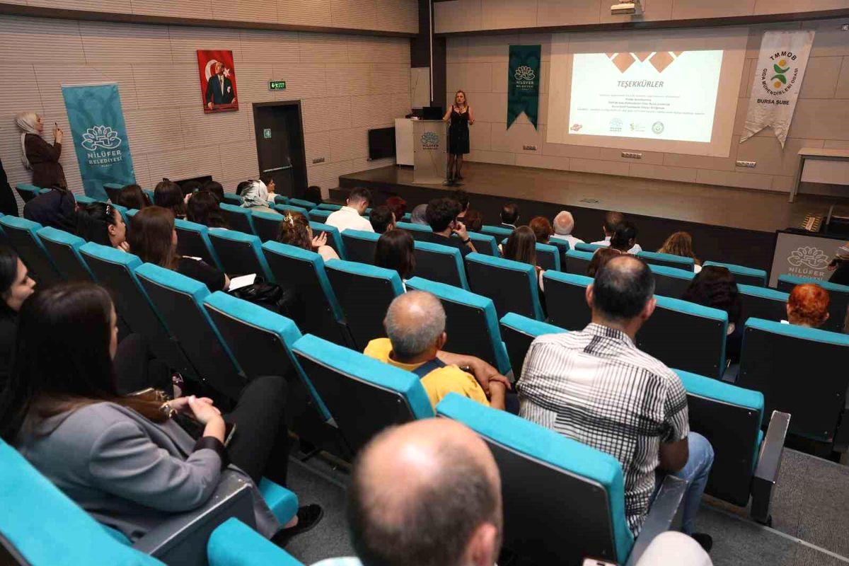 Nilüfer'de düzenlenen Gıda Güvenliği Semineri ile sektör temsilcileri ve uzmanlar,