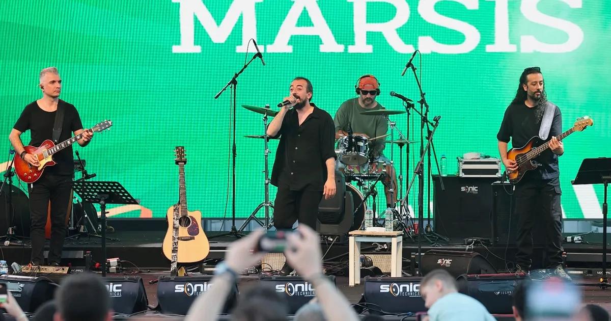 Nilüfer’de Karadeniz Festivali coşkusunu deneyimleyin. Eşsiz etkinlikler ve kültürel şölenler