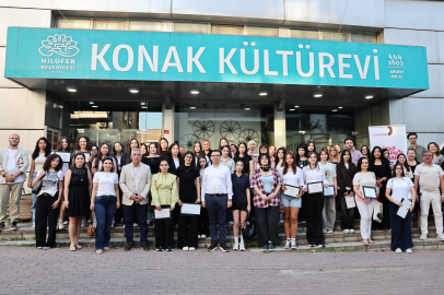Nilüfer'de Kitap Kapağı Yarışması Ödülleri Verildi