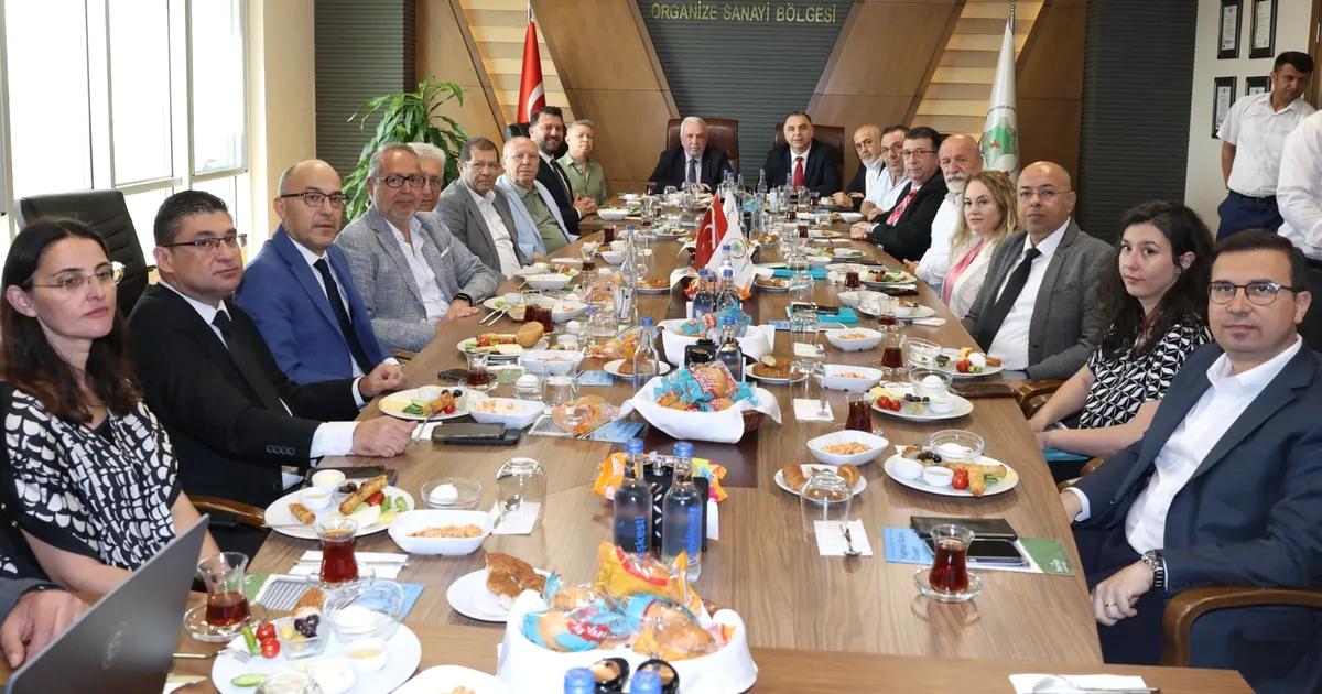 Nilüfer'de sanayi temsilcileri buluşması, işbirliği ve yeni fırsatların keşfi amacıyla