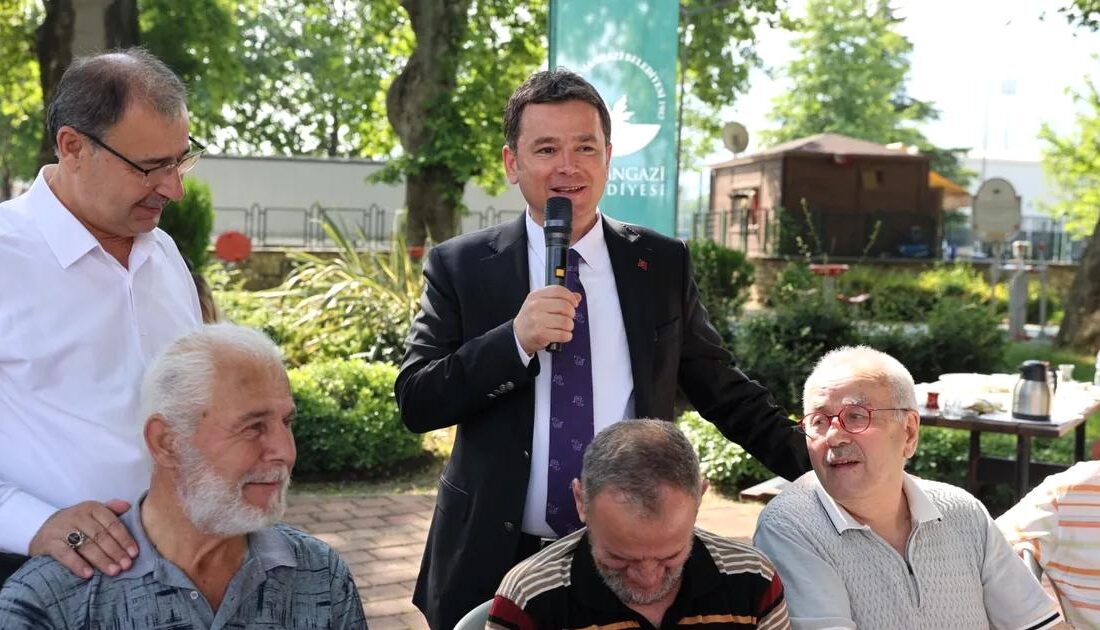 Osmangazi'de düzenlenen halkla iç içe kahvaltı buluşmasıyla samimi ortamda geleneksel
