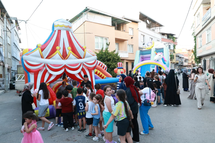 Osmangazi'de Yaz Mahalle Şenlikleri Başladı