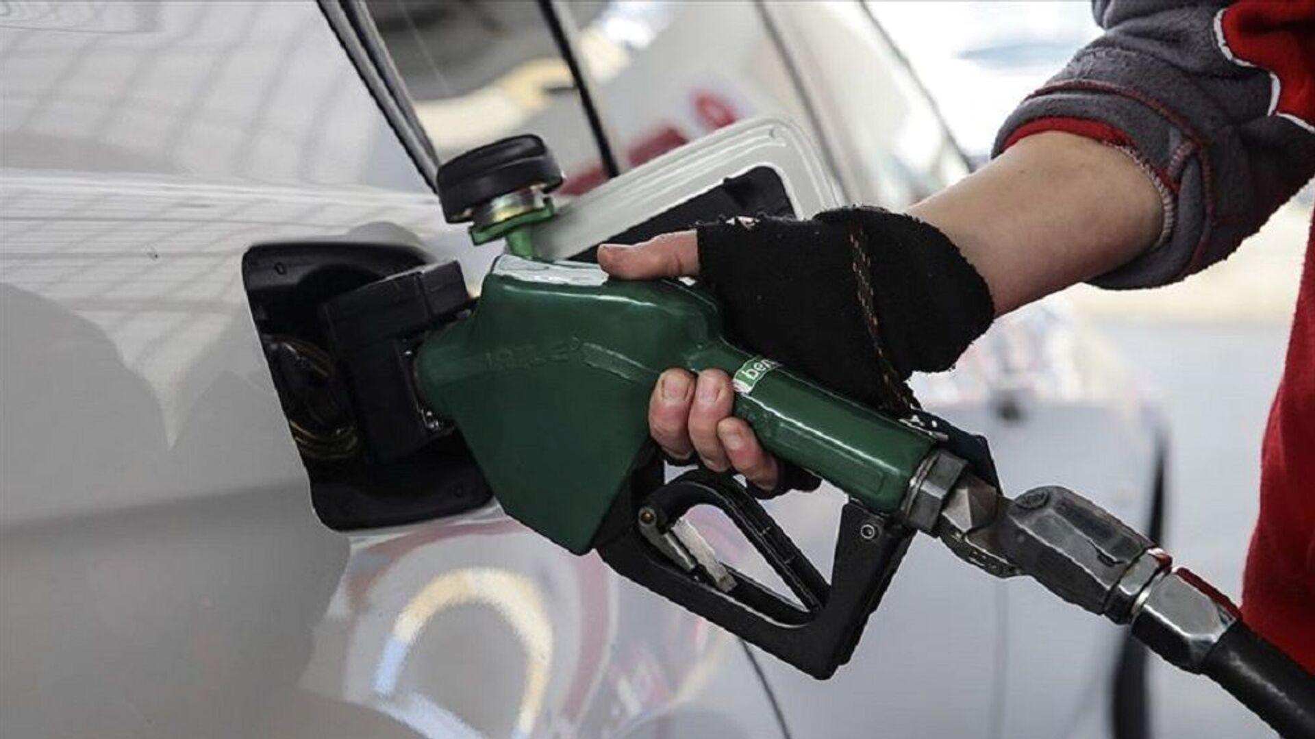 Petrol fiyatlarındaki düşüş ve akaryakıt indirimleri hız kazanıyor. Güncel gelişmeleri