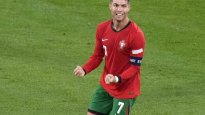 Portekizli yıldız Ronaldo'nun futbol tarihine geçiren başarıları ve kariyer hikayesi