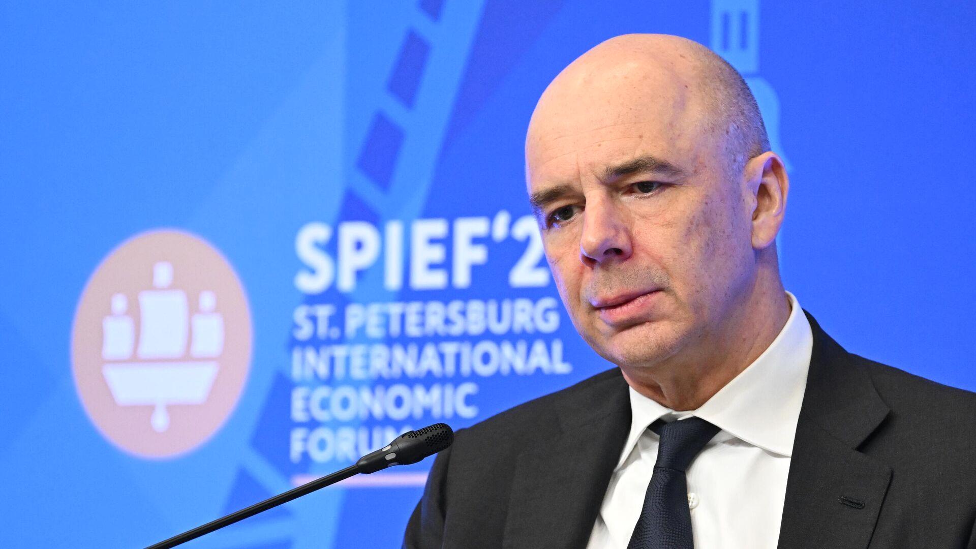 Rusya'nın enerji gelirlerindeki düşüş ve bölgesel finansal sıkıntılar, ekonomik ve