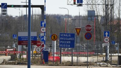 Rusya, Finlandiya ve Baltık ülkeleri sınır kapılarını geçici olarak kapatarak